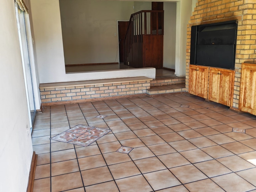 4 Bedroom Property for Sale in Panorama Free State